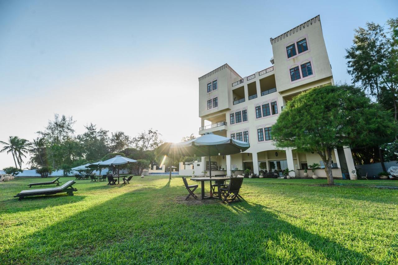 Cocoa Boutique Hotel - Your Kenyan Beachfront Bliss Mombasa Exterior foto